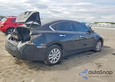 2015 Nissan Altima 2.5 из США, поврежденный, VIN 1N4AL3AP3FC233943